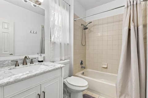 Touwnhouse à vendre à Riviera Beach, Floride: 2 chambres, 94.95 m2 № 2407983 - photo 23