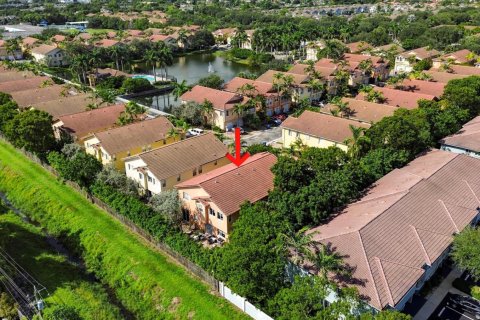 Touwnhouse à vendre à Riviera Beach, Floride: 2 chambres, 94.95 m2 № 2407983 - photo 30