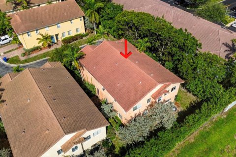 Touwnhouse à vendre à Riviera Beach, Floride: 2 chambres, 94.95 m2 № 2407983 - photo 29
