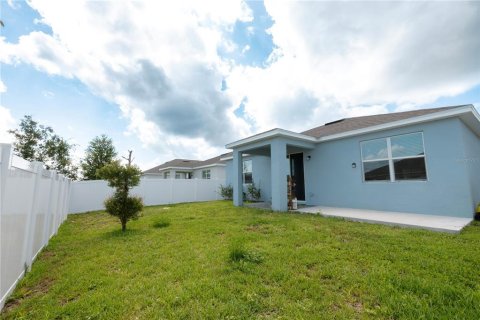 Villa ou maison à louer à Haines City, Floride: 4 chambres, 175.31 m2 № 2096396 - photo 11