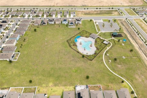 Villa ou maison à louer à Haines City, Floride: 4 chambres, 175.31 m2 № 2096396 - photo 6