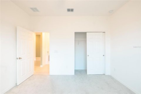 Villa ou maison à louer à Haines City, Floride: 4 chambres, 175.31 m2 № 2096396 - photo 20