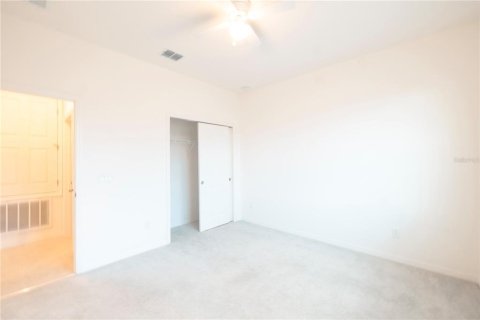 Villa ou maison à louer à Haines City, Floride: 4 chambres, 175.31 m2 № 2096396 - photo 18