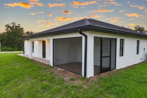 Appartement à louer à Port Charlotte, Floride: 3 chambres, 229.28 m2 № 2405107 - photo 15