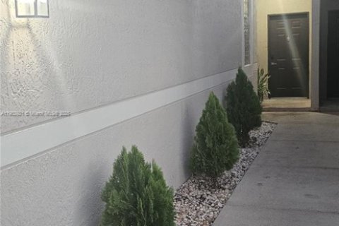 Adosado en alquiler en Weston, Florida, 3 dormitorios, 135.27 m2 № 1954345 - foto 12