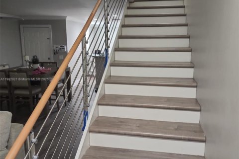 Adosado en alquiler en Weston, Florida, 3 dormitorios, 135.27 m2 № 1954345 - foto 11