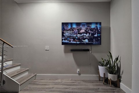 Adosado en alquiler en Weston, Florida, 3 dormitorios, 135.27 m2 № 1954345 - foto 5