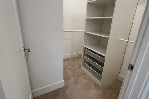 Condominio en alquiler en Sarasota, Florida, 2 dormitorios, 79.71 m2 № 1769842 - foto 6