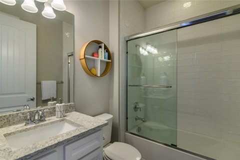 House in Bradenton, Florida 3 bedrooms, 187.11 sq.m. № 2202662 - photo 21