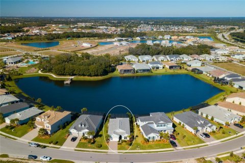 House in Bradenton, Florida 3 bedrooms, 187.11 sq.m. № 2202662