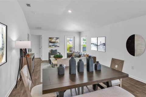 House in Bunnell, Florida 4 bedrooms, 141.77 sq.m. № 1918892 - photo 6