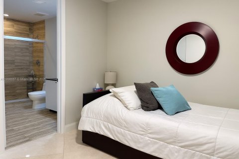 Copropriété à louer à Sunny Isles Beach, Floride: 3 chambres, 182.27 m2 № 1950608 - photo 23