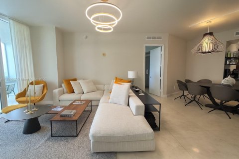 Copropriété à louer à Sunny Isles Beach, Floride: 3 chambres, 182.27 m2 № 1950608 - photo 4