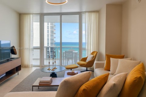Copropriété à louer à Sunny Isles Beach, Floride: 3 chambres, 182.27 m2 № 1950608 - photo 5