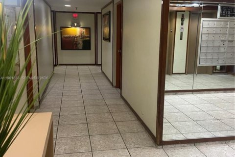 Купить кондоминиум в Майами, Флорида 2 спальни, 113.53м2, № 2024666 - фото 26