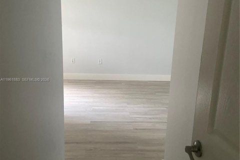 Купить кондоминиум в Майами, Флорида 2 спальни, 113.53м2, № 2024666 - фото 14