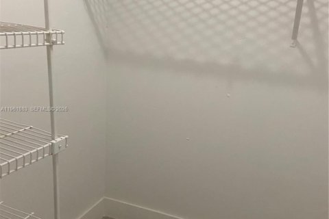 Купить кондоминиум в Майами, Флорида 2 спальни, 113.53м2, № 2024666 - фото 20