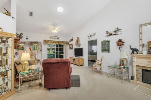 House in Port Charlotte, Florida 3 bedrooms, 142.6 sq.m. № 2135429 - photo 16
