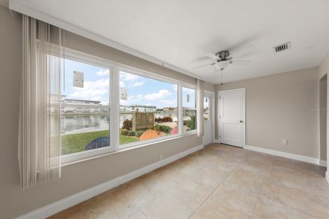 Copropriété à vendre à Gulfport, Floride: 2 chambres, 104.05 m2 № 2389094 - photo 19
