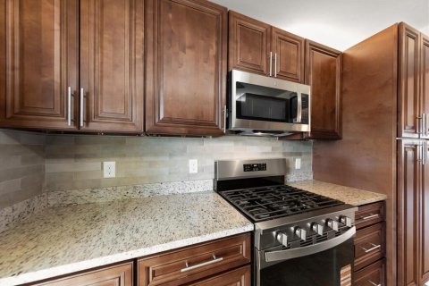 Copropriété à vendre à Gulfport, Floride: 2 chambres, 104.05 m2 № 2389094 - photo 20