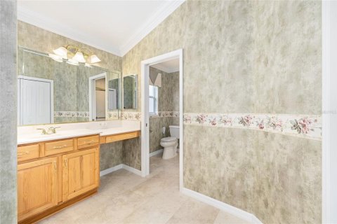 House in The Villages, Florida 3 bedrooms, 178.19 sq.m. № 1801667 - photo 29