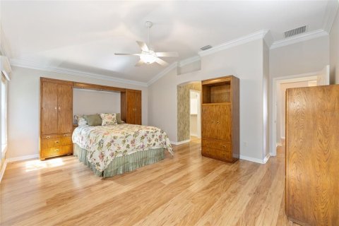 House in The Villages, Florida 3 bedrooms, 178.19 sq.m. № 1801667 - photo 27