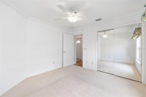 House in The Villages, Florida 3 bedrooms, 178.19 sq.m. № 1801667 - photo 25