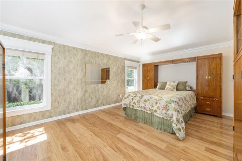 House in The Villages, Florida 3 bedrooms, 178.19 sq.m. № 1801667 - photo 26