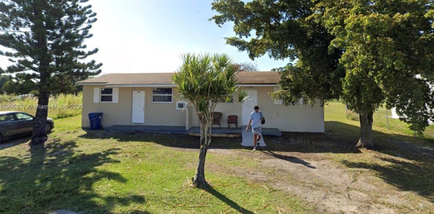 Дом в Майами, Флорида 2 спальни, 102.56м2 № 1957277