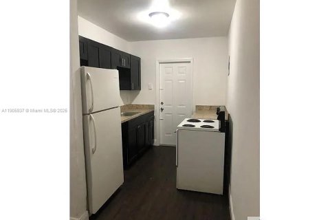 Снять в аренду виллу или дом в Майами, Флорида 2 спальни, 102.56м2, № 1957277 - фото 3