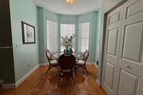 Casa en venta en Homestead, Florida, 2 dormitorios, 146.88 m2 № 1966024 - foto 3