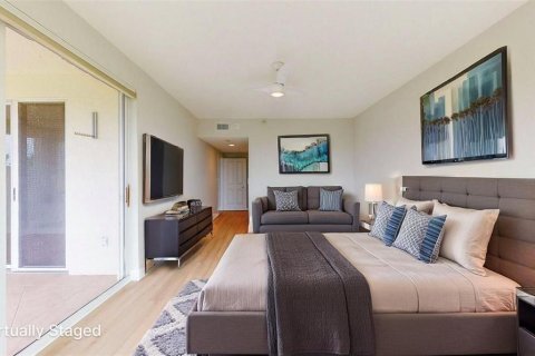 Condo in Saint Petersburg, Florida, 2 bedrooms  № 1827057 - photo 14