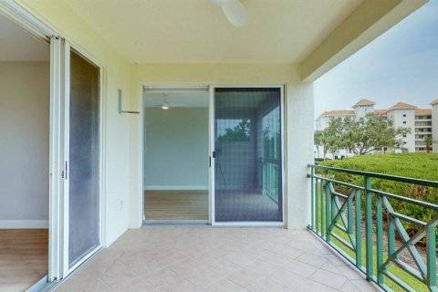 Condo in Saint Petersburg, Florida, 2 bedrooms  № 1827057 - photo 23