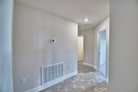 Casa en venta en Auburndale, Florida, 4 dormitorios, 278.71 m2 № 1560714 - foto 10
