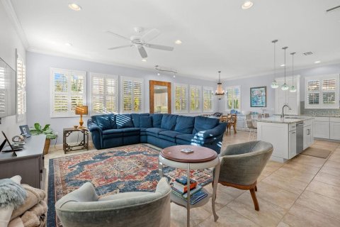 House in Anna Maria, Florida 4 bedrooms, 224.36 sq.m. № 1749629 - photo 16