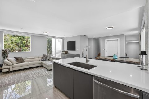 Touwnhouse à louer à Fort Lauderdale, Floride: 4 chambres, 184.69 m2 № 2243466 - photo 20