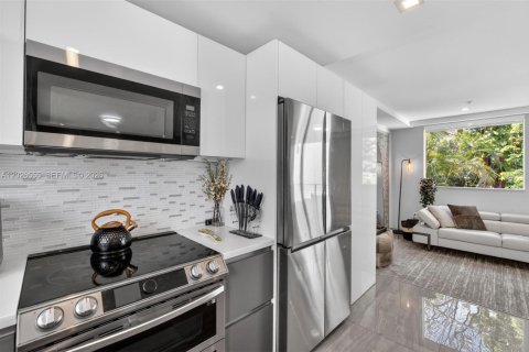 Touwnhouse à louer à Fort Lauderdale, Floride: 4 chambres, 184.69 m2 № 2243466 - photo 19