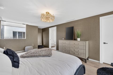 Touwnhouse à louer à Fort Lauderdale, Floride: 4 chambres, 184.69 m2 № 2243466 - photo 25