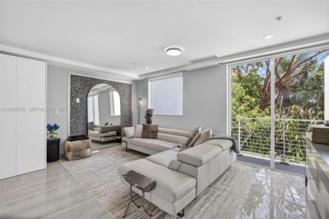 Touwnhouse à louer à Fort Lauderdale, Floride: 4 chambres, 184.69 m2 № 2243466 - photo 7