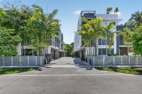 Touwnhouse à Fort Lauderdale, Floride 4 chambres, 184.69 m2 № 2243466