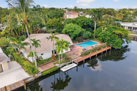 Villa ou maison à vendre à Oakland Park, Floride: 3 chambres, 233.18 m2 № 1928284 - photo 1