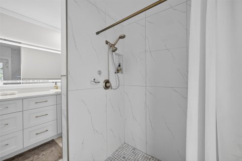 Villa ou maison à vendre à Oakland Park, Floride: 3 chambres, 233.18 m2 № 1928284 - photo 22