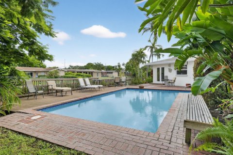 Villa ou maison à vendre à Oakland Park, Floride: 3 chambres, 233.18 m2 № 1928284 - photo 28