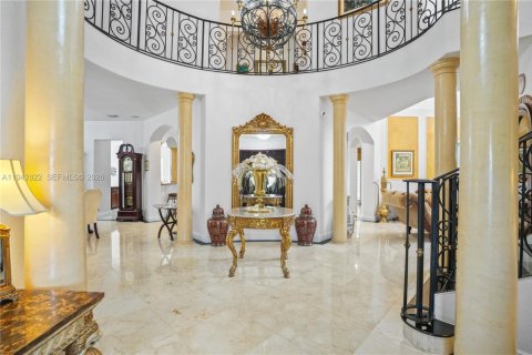 Купить виллу или дом в Катлер-Бей, Флорида 5 спален, 438.22м2, № 2152772 - фото 5