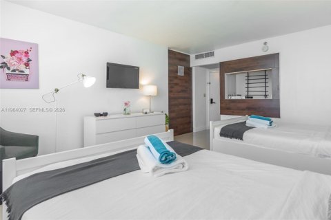 Купить кондоминиум в Майами-Бич, Флорида 30.66м2, № 2089871 - фото 19