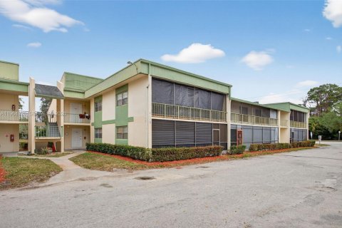 Condo in Coral Springs, Florida, 1 bedroom  № 2027233