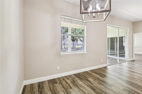 Villa ou maison à vendre à Lake Mary, Floride: 3 chambres, 125.6 m2 № 2129134 - photo 11