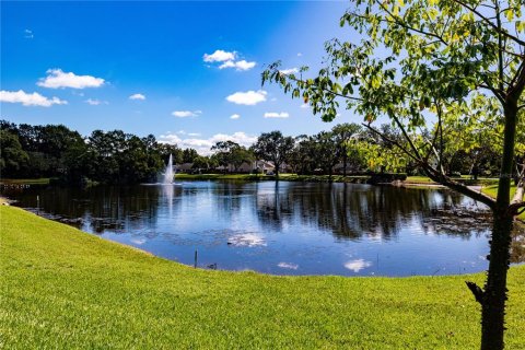 Casa en venta en Oviedo, Florida, 3 dormitorios, 155.24 m2 № 2404831 - foto 23