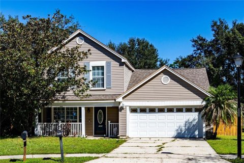 Casa en Oviedo, Florida 3 dormitorios, 155.24 m2 № 2404831