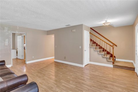 Casa en venta en Oviedo, Florida, 3 dormitorios, 155.24 m2 № 2404831 - foto 10